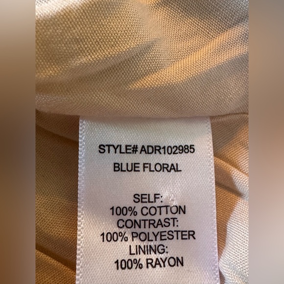 Astr Blue and Cream Floral Milkmaid Mini Dress EUC M - Picture 10 of 10